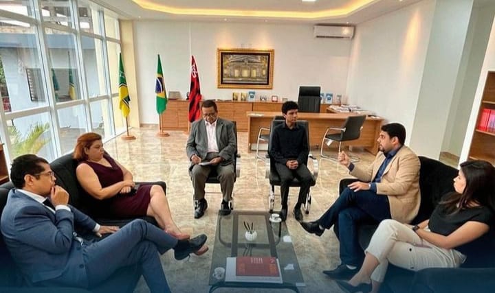 Presidente Auriney Brito recebe visita do secretário de relações internacionais e comércio exterior do Amapá